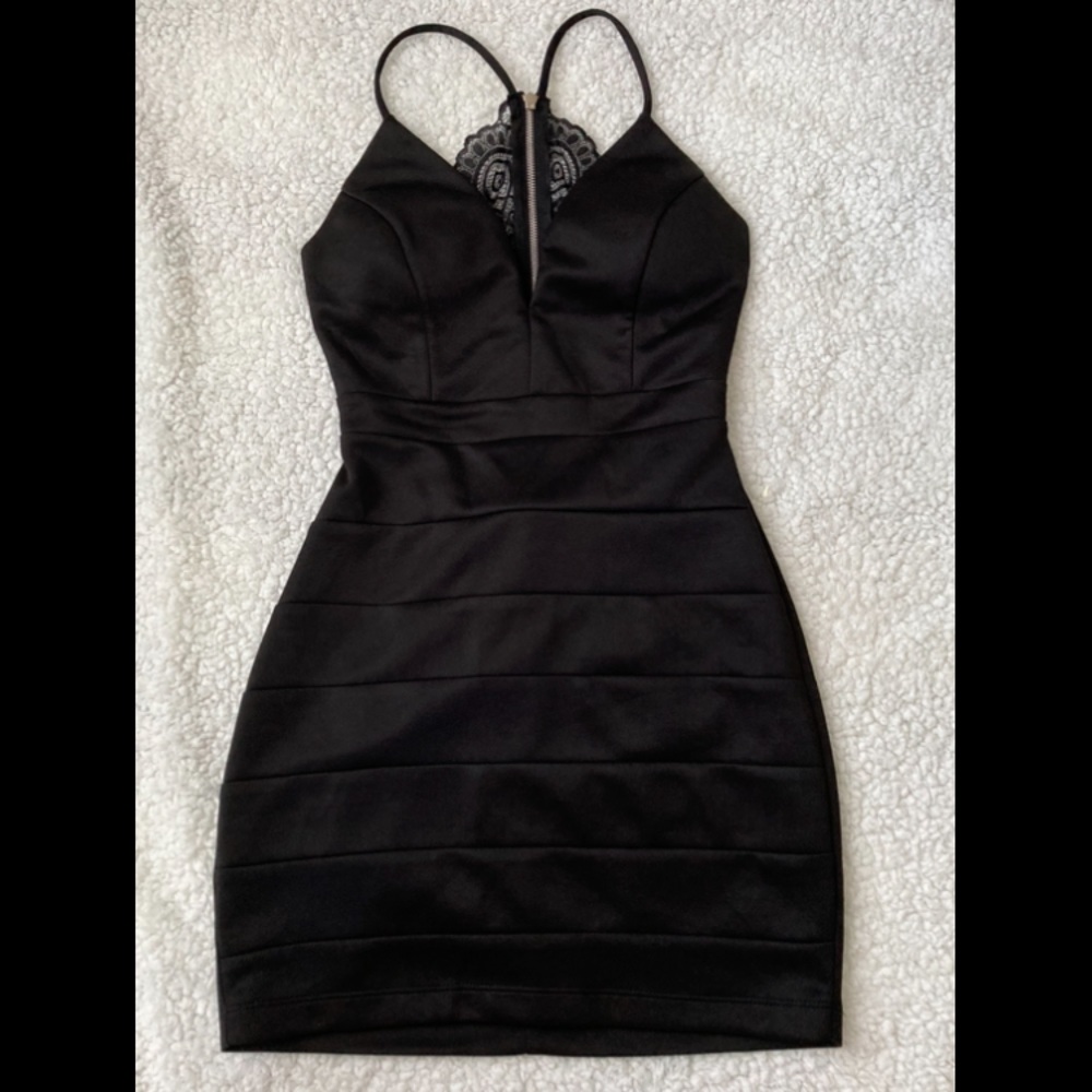 Black sexy neckline dress with lace in the back Size S Emerald Sundae